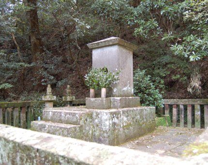 竹田神社にある島津忠良（日新公）の墓